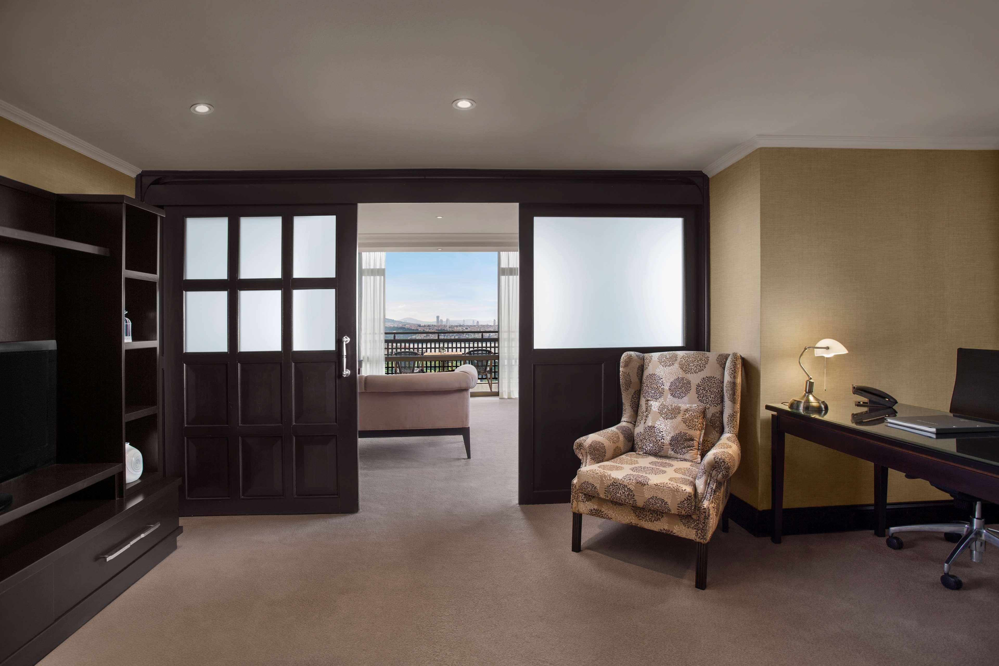 Hilton Bosphorus Готель 5*
