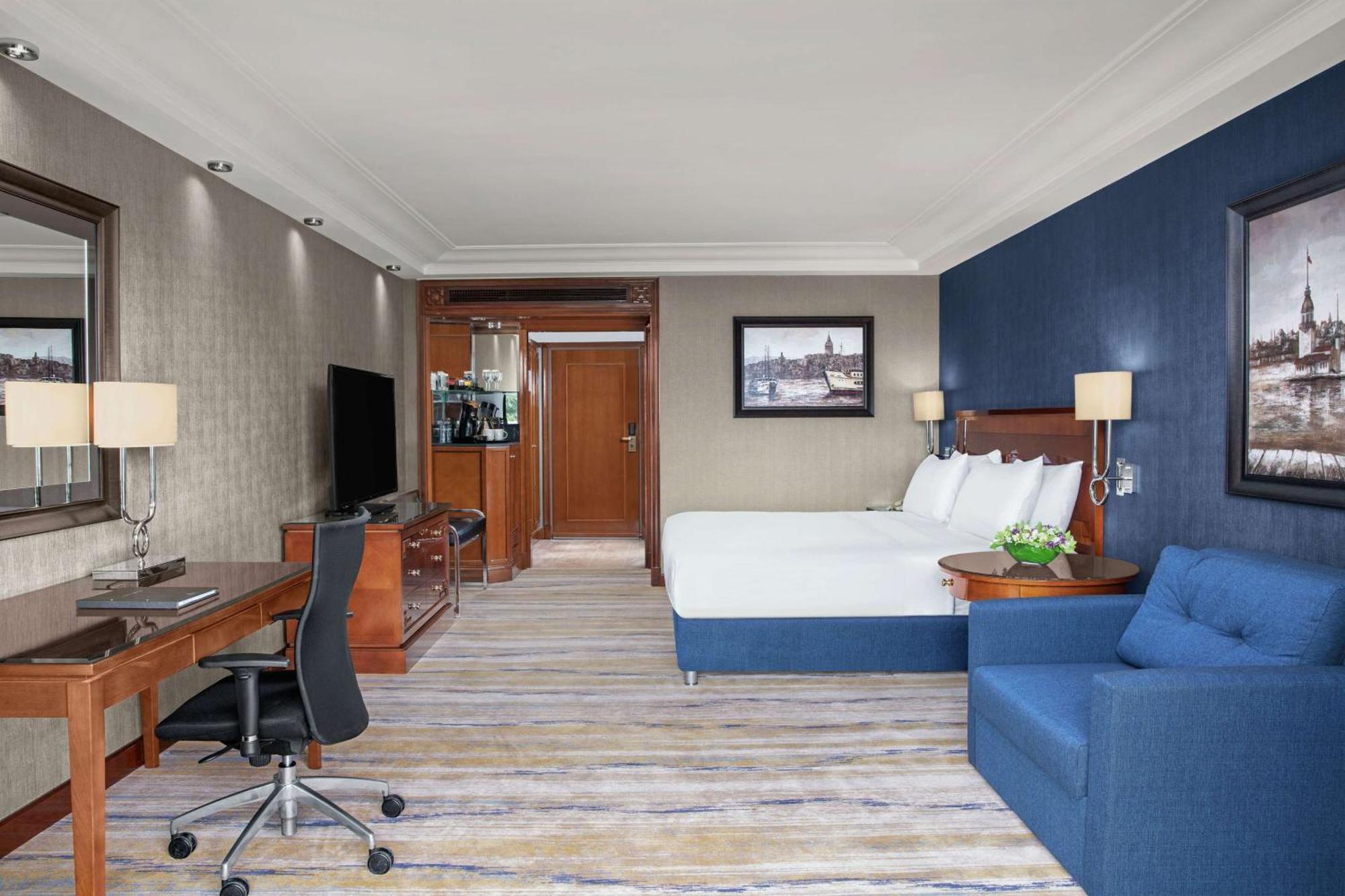 Hilton Bosphorus Готель